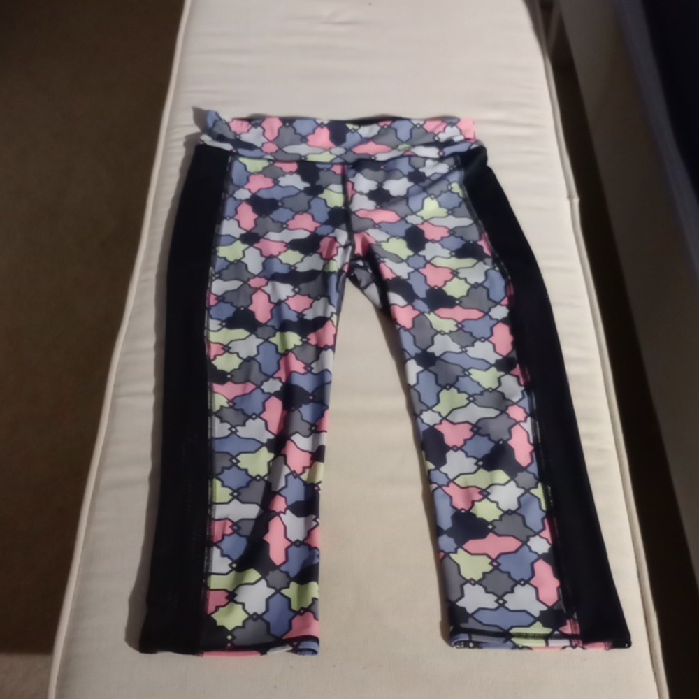 Sweaty Betty 3/4 geometric print leggings size small